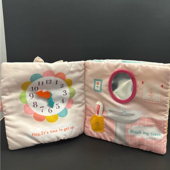 Rorolulu Soft cloth activity book w/Doll - Picture 3 of 6